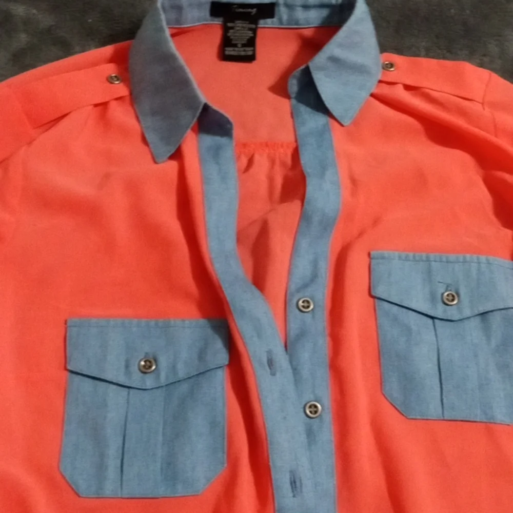 A button up - Picture 2 of 2